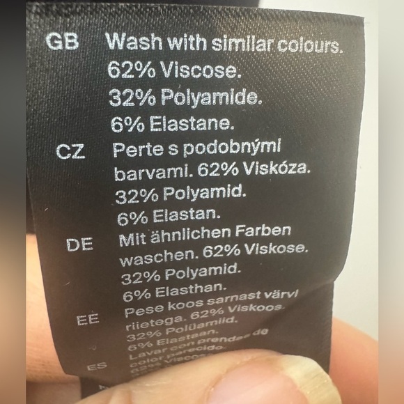 COS Slim Exaggerated Collar Jersey shirt🔥
NWOT - Picture 12 of 13